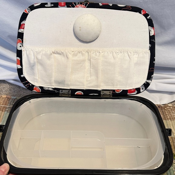 Black Sewing Box with Colorful Spool Pattern - Picture 4 of 9